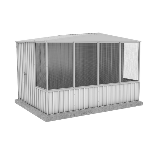 Deluxe Chicken Coop